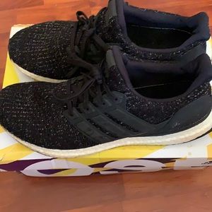 Ultra Boost “BLACK”